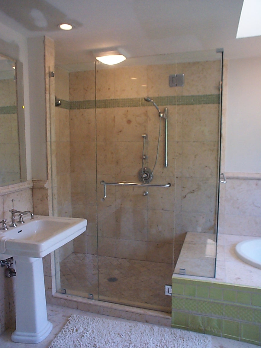 door hinging off stepup and glass